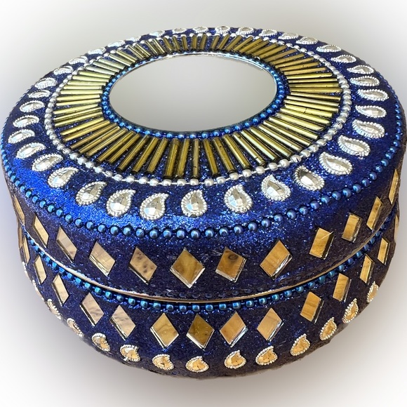 Mexicali Blues Glitter & Mirrors 4.5" x 4.5" Cookie Box Deco - Picture 1 of 10